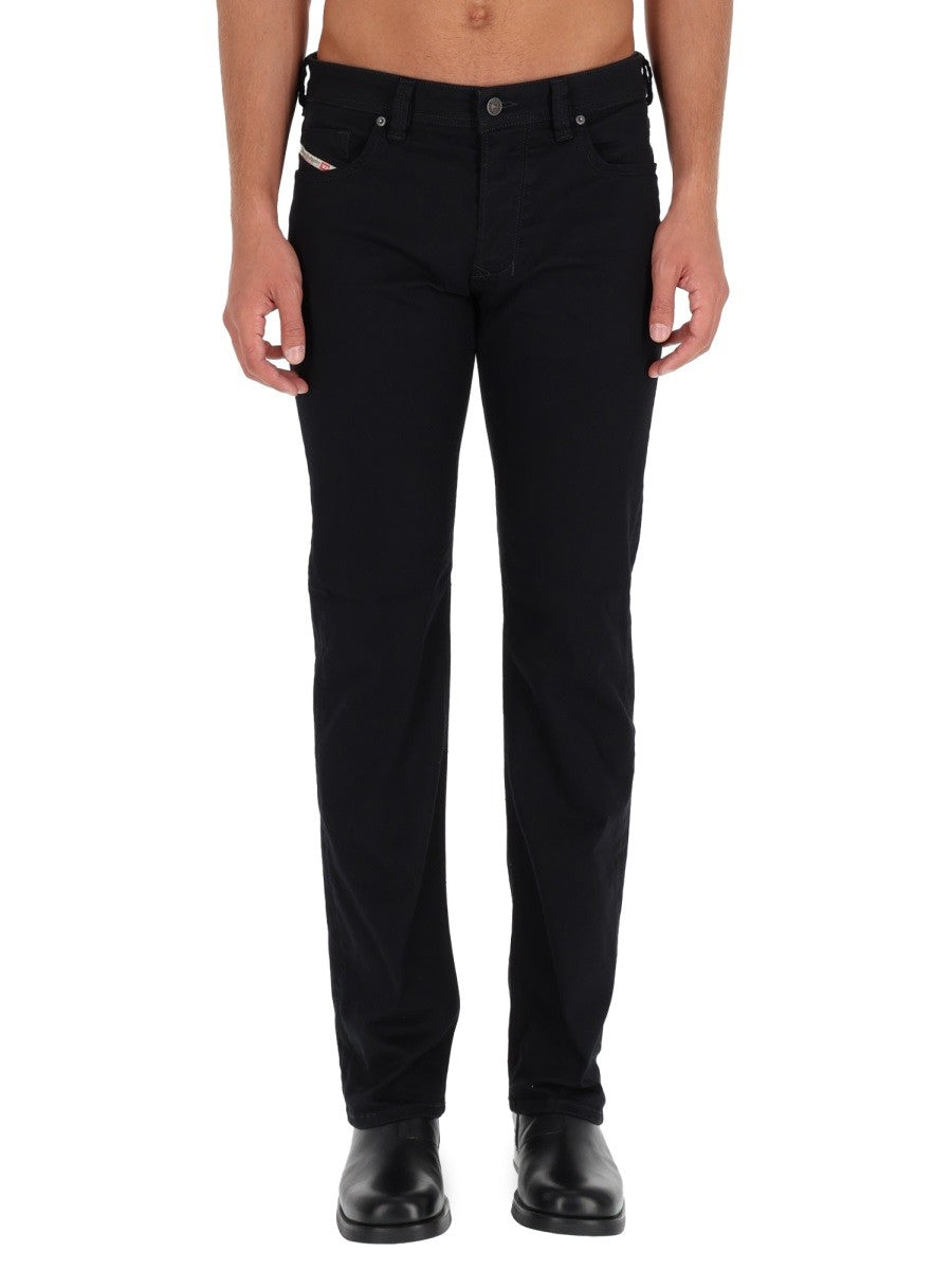 Diesel - JEANS "1985 LARKEE" jeans-1985-larkee_91e01d21-4437-492c-8a0c-ca3ef616ca52
