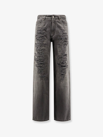 Jeans with destroyed effect