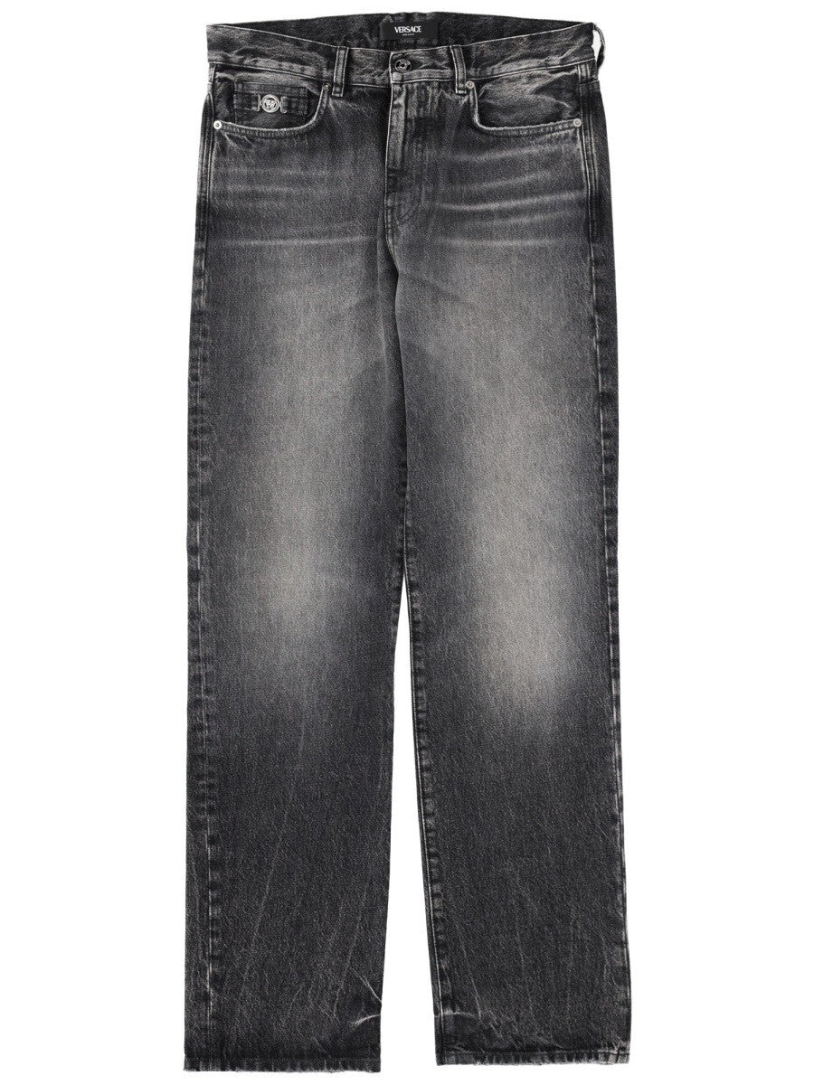Versace - JEANS WITH "MEDUSA" DETAIL jeans-with-medusa-detail_a077443a-bc61-49f5-b652-a7b2aa7a6b42