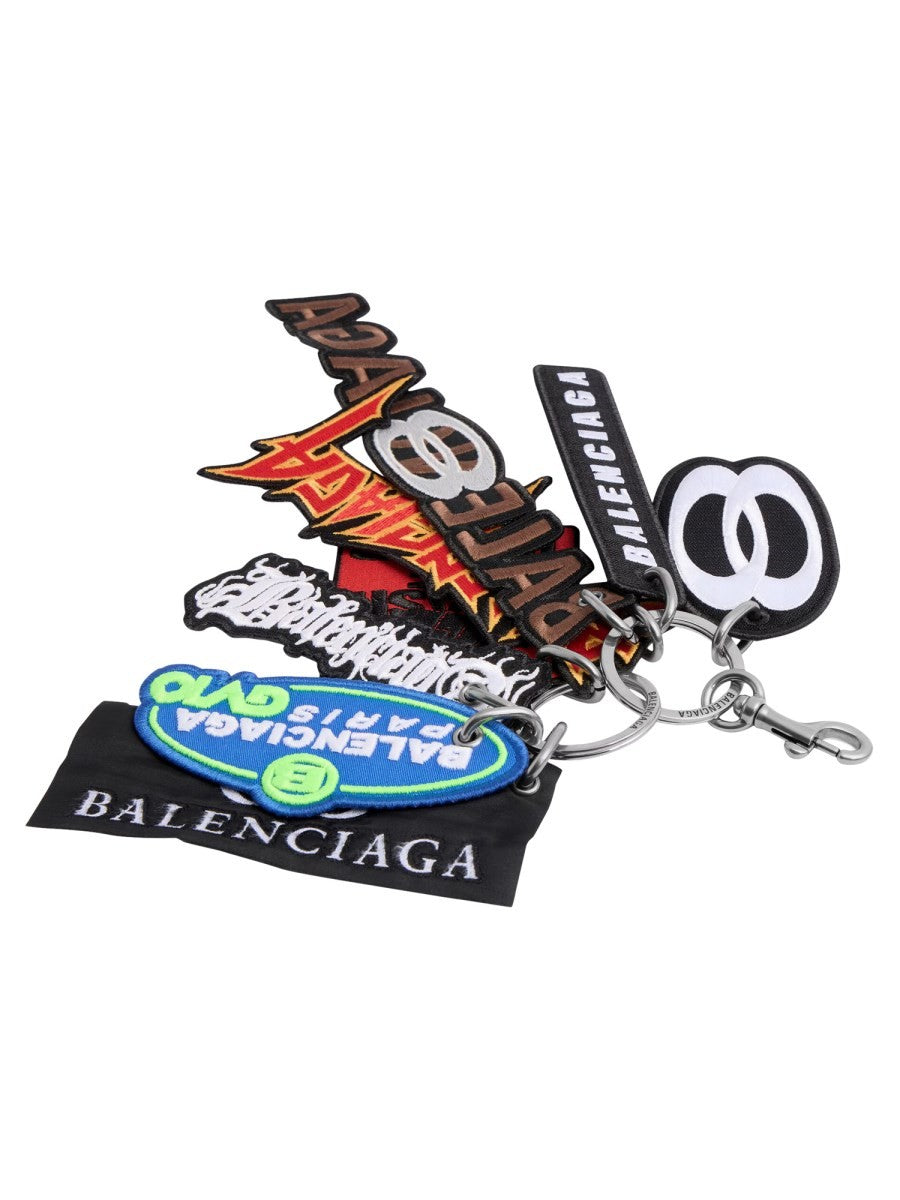 KEYCHAIN WITH PATCHES