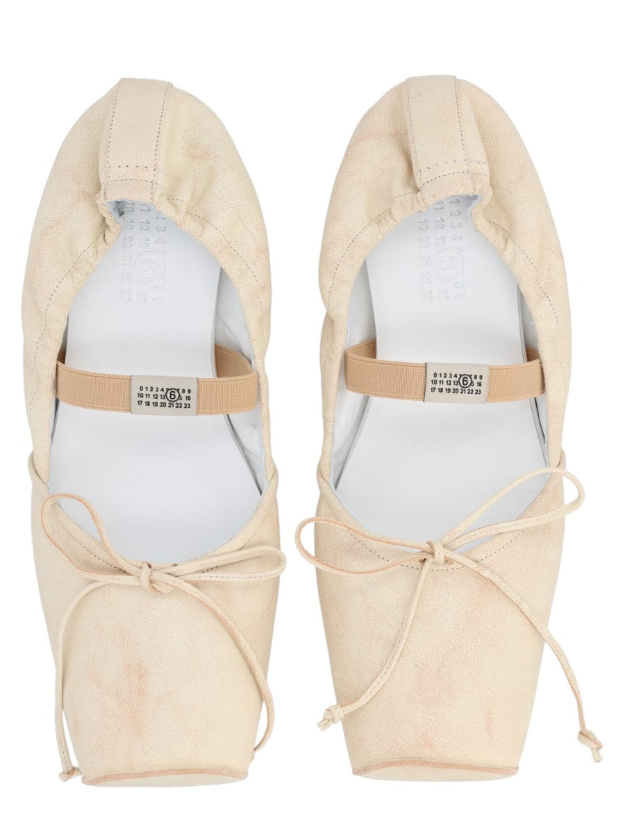 MM6 MAISON MARGIELA - BALLERINA IN PELLE CON PUNTA SQUADRATA klosmo-mm6-maison-margiela-beige-leather-ballerina-flats_f2620f99-d9f2-47e0-9df6-1ef73d92ca59