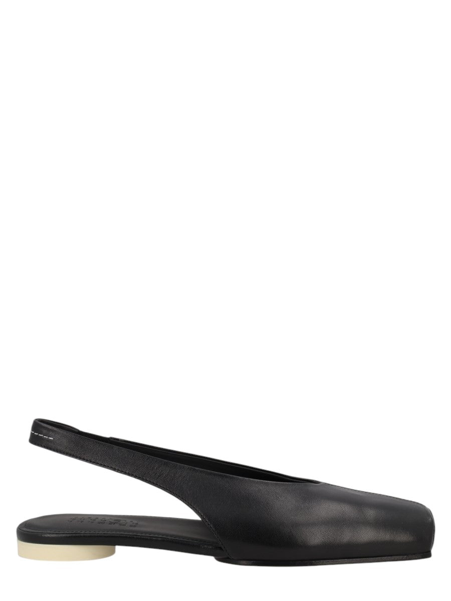 MM6 MAISON MARGIELA - BALLERINA SLINGBACK IN PELLE klosmo-mm6-maison-margiela-black-leather-slingback-flats_49495f78-51fb-493a-a41a-a2ef3ee47f6b