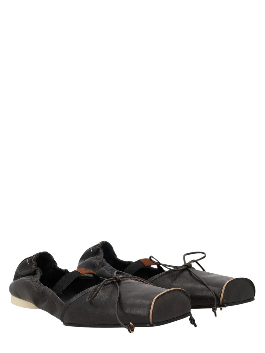 MM6 MAISON MARGIELA - BALLERINA IN PELLE CON PUNTA SQUADRATA klosmo-mm6-maison-margiela-black-leather-square-toe-ballerinas_87bcd32b-e873-49c5-b2b9-ba06beb91209