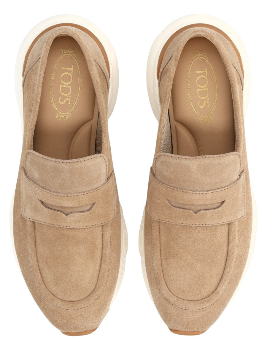 TOD'S - MOCASSINO SPORTIVO IN PELLE SCAMOSCIATA klosmo-tods-beige-suede-sport-loafers_3987e8ed-39d9-4244-8e9b-80100c57931b