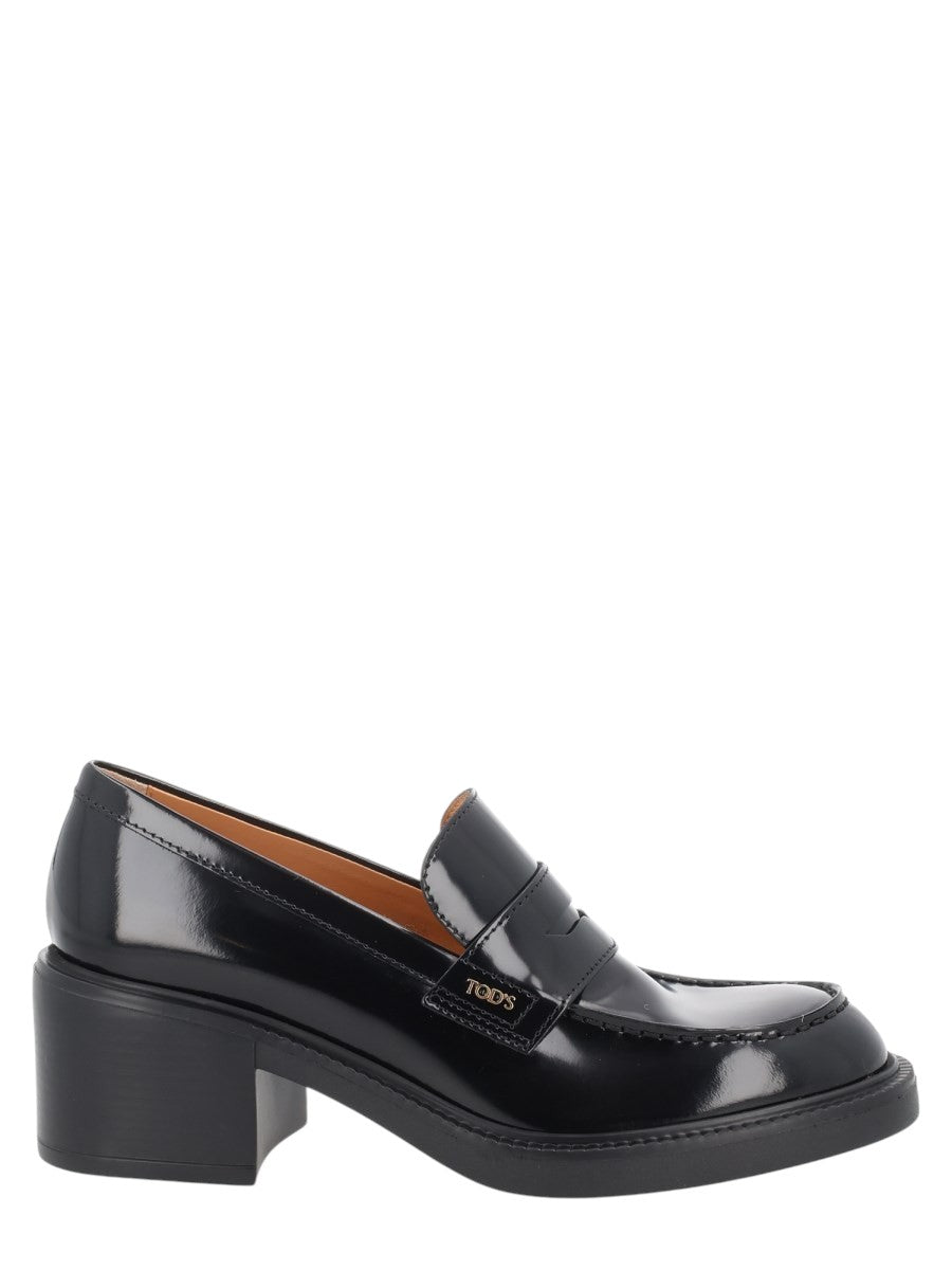 TOD'S - MOCASSINO IN PELLE klosmo-tods-black-leather-heeled-loafers