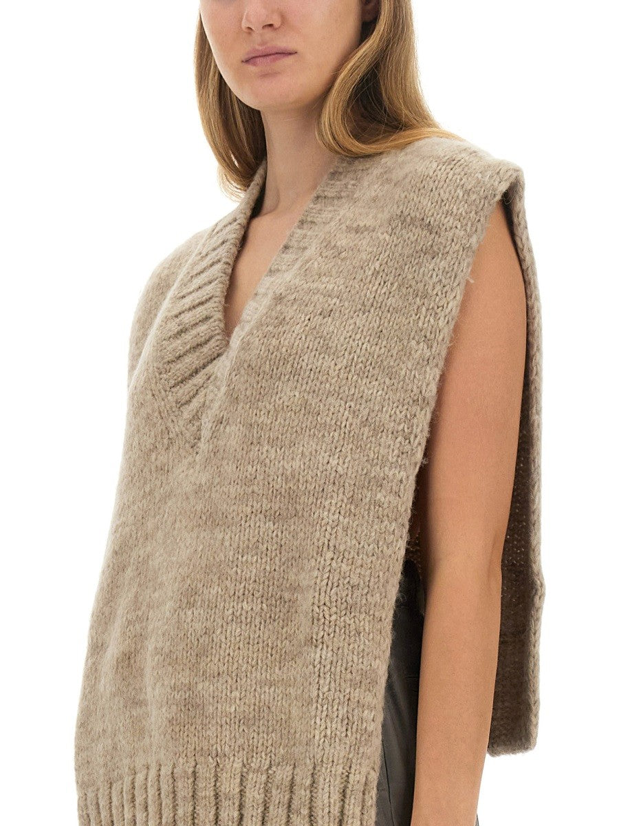 KNITTED VEST