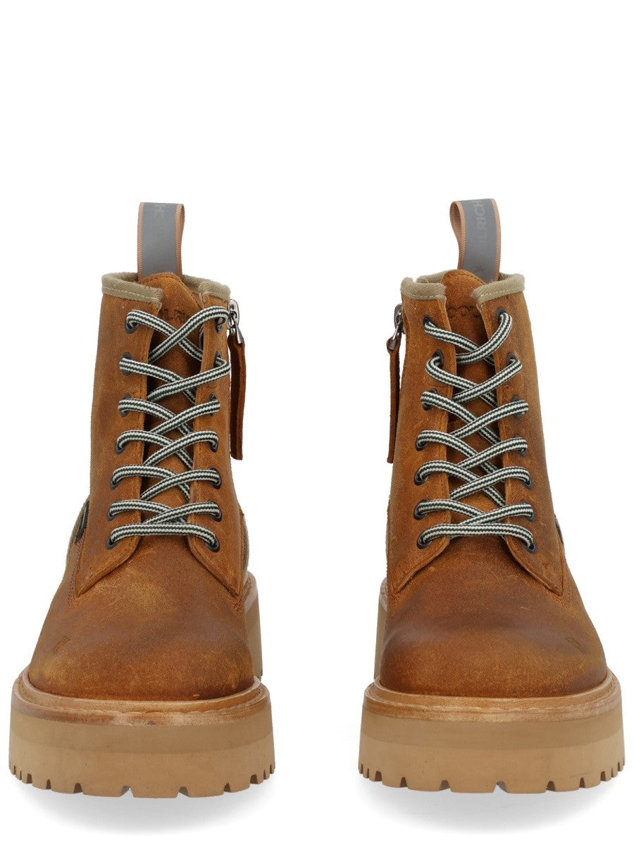 LACE-UP BOOT
