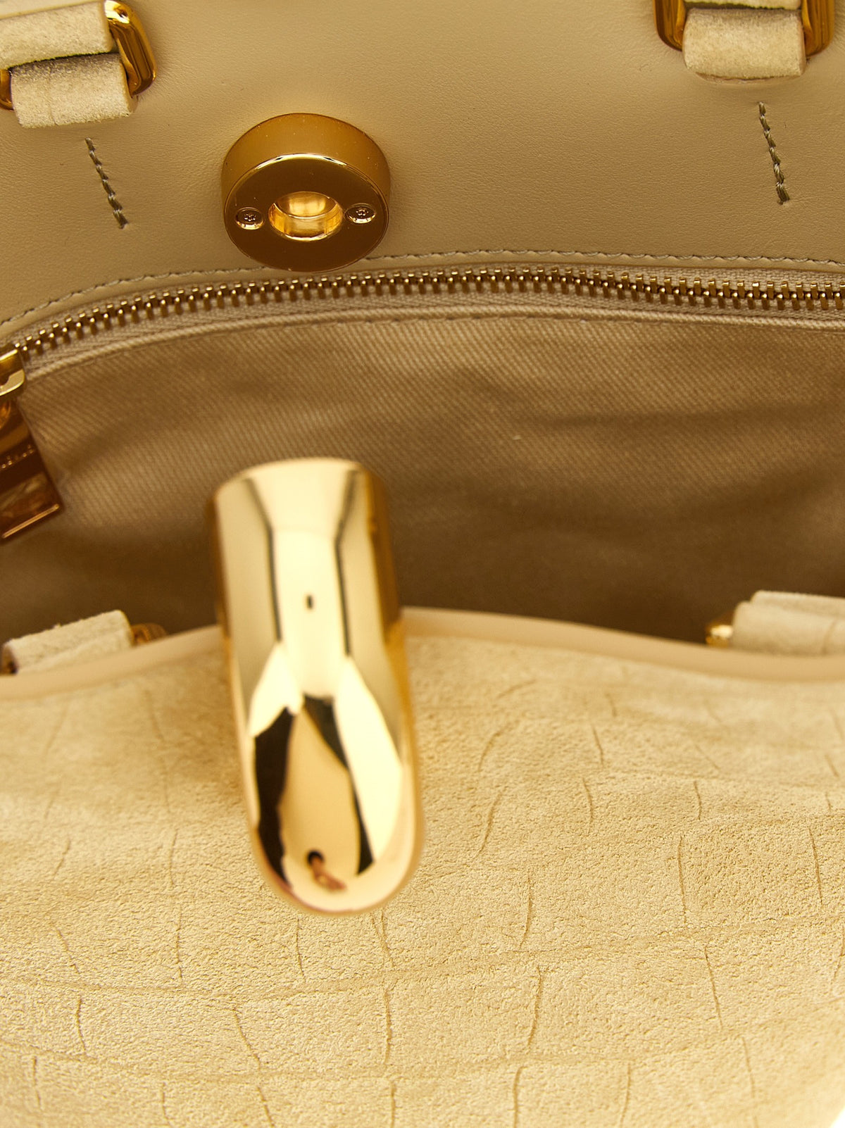 JACQUEMUS - 'Le Petit Bambola' mini handbag