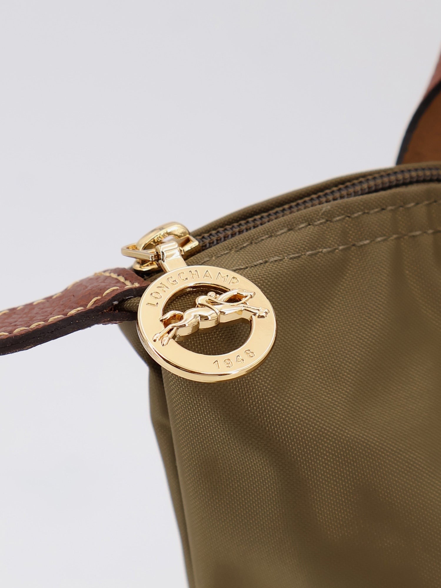 LONGCHAMP PARIS - Le Pliage nylon handbag le-pliage-nylon-handbag_0ee0c925-85c9-4c5b-86a0-c4c03ae5eeab