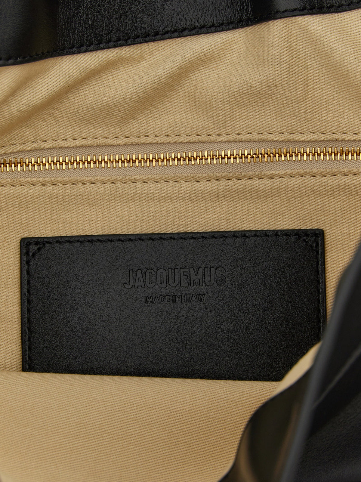 JACQUEMUS - 'Le Sac Ovalo' shoulder bag