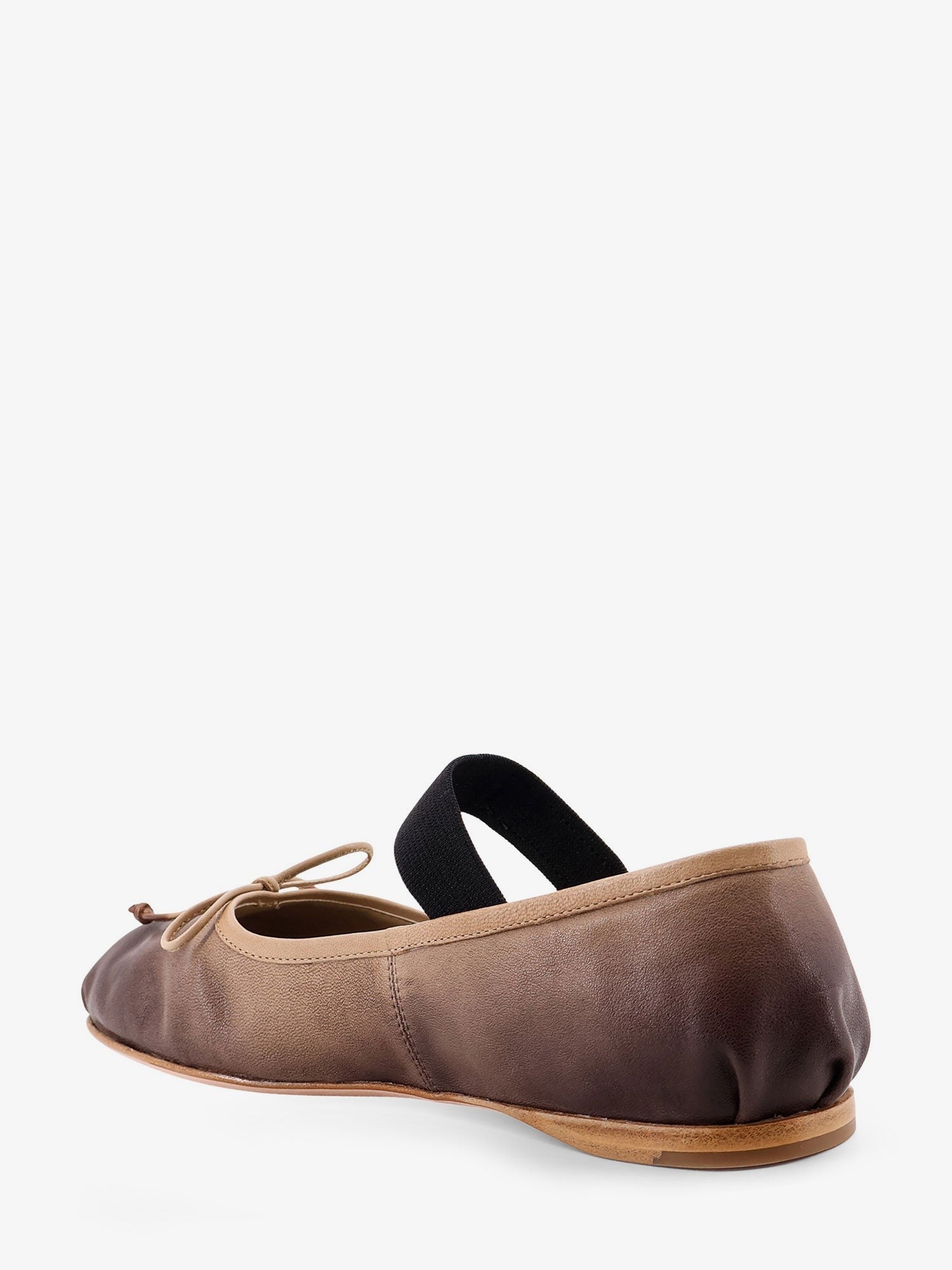 Leather ballerinas