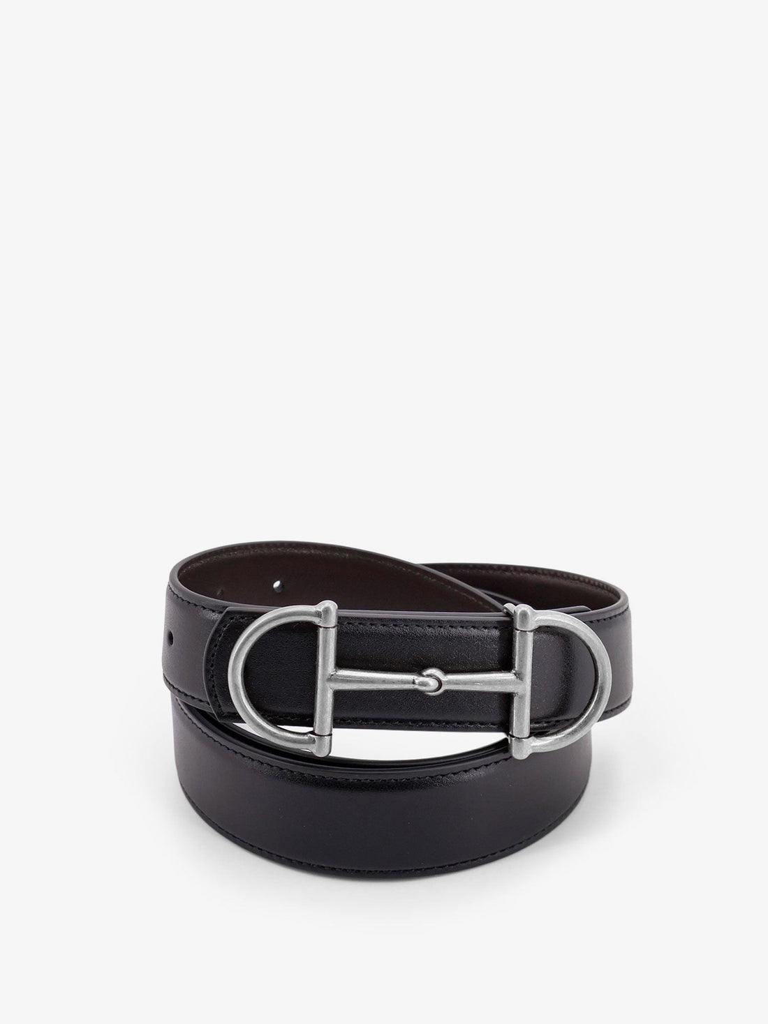 Leather belt with metal Horsebit buckle