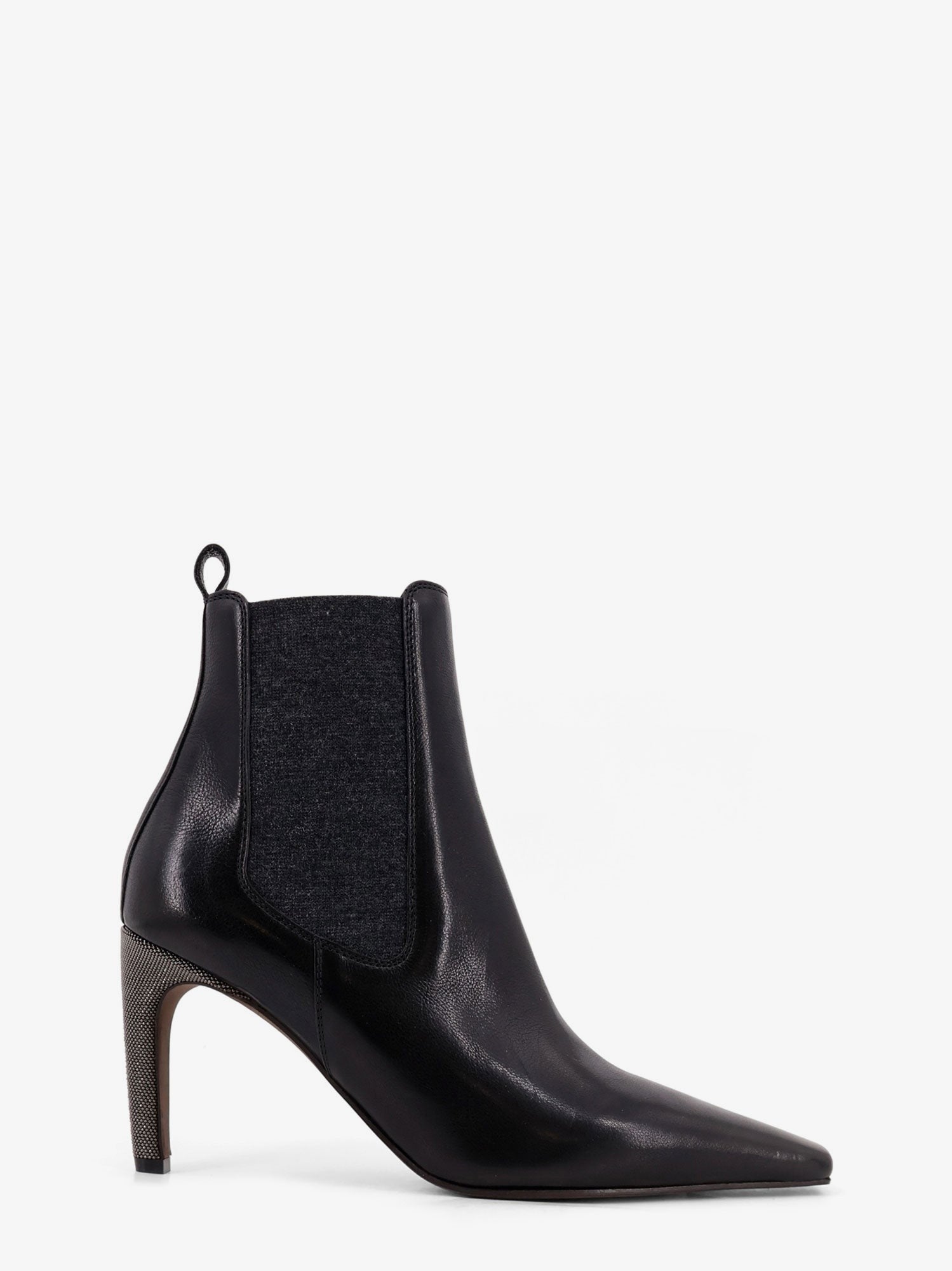 Leather boots with Monili detail on the heel