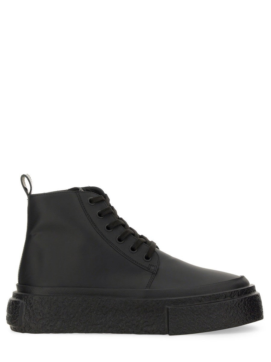 LEATHER LACE-UP SNEAKER