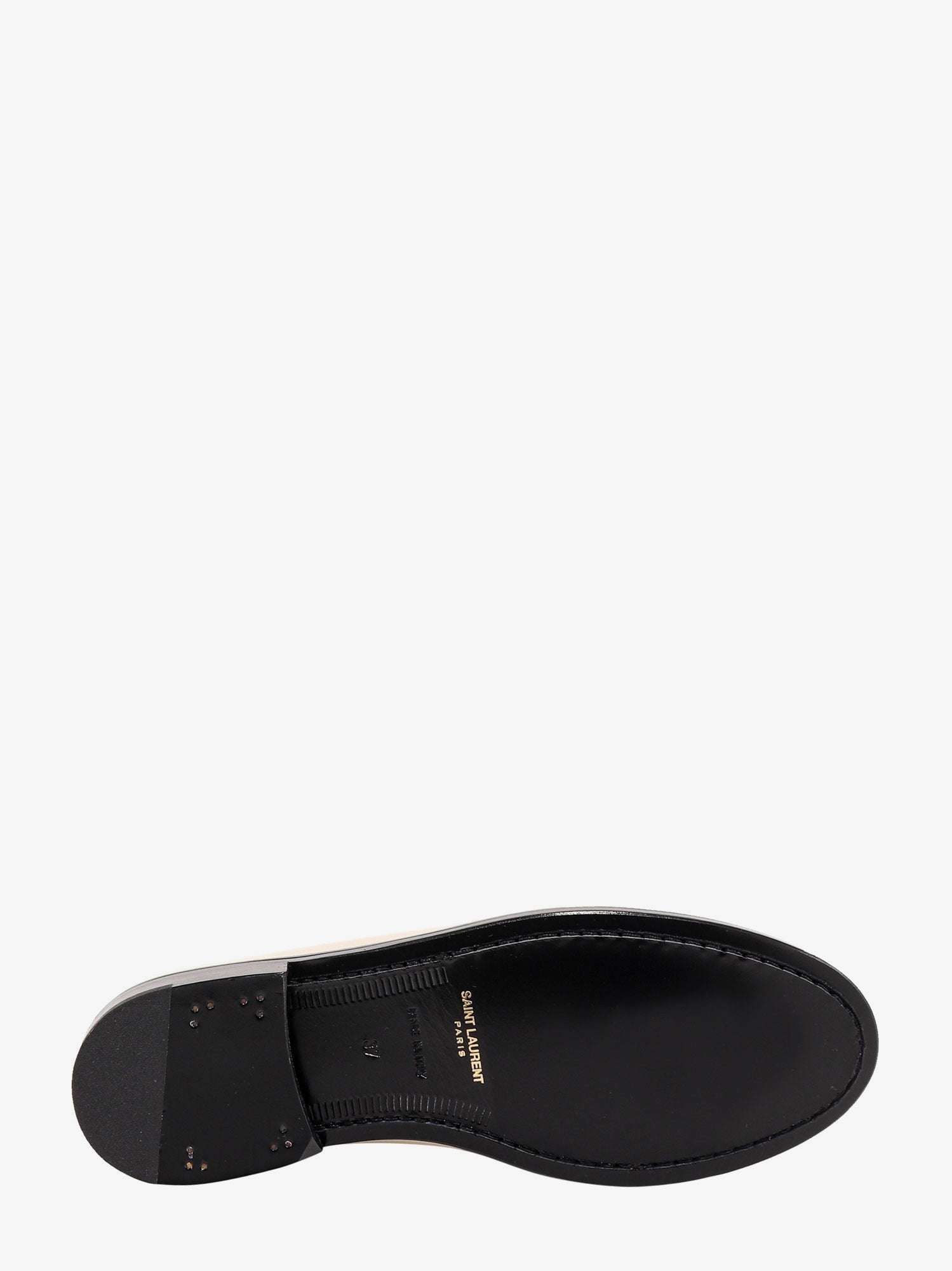 Leather loafer