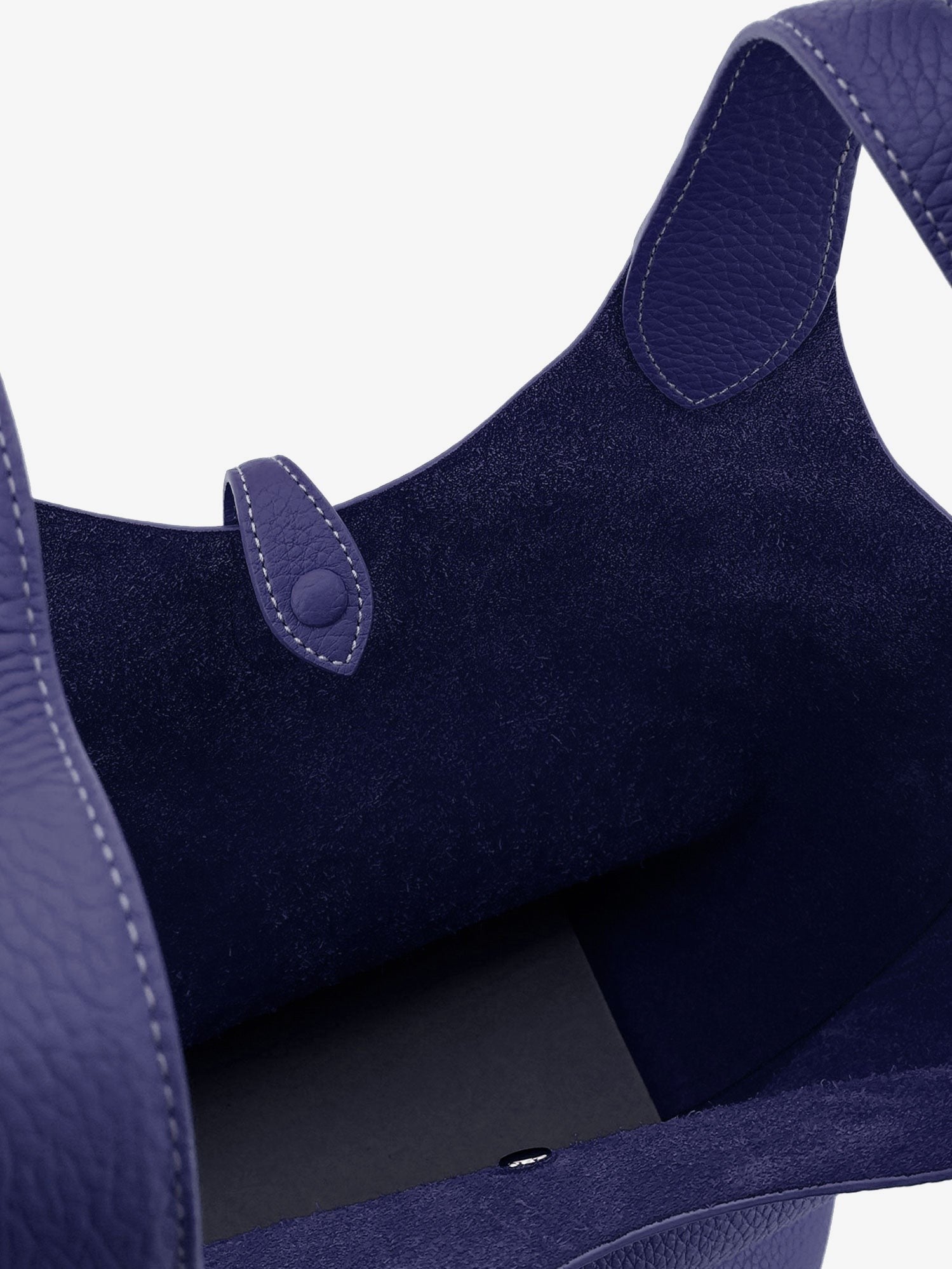 Leather shoulder bag with engraved logo