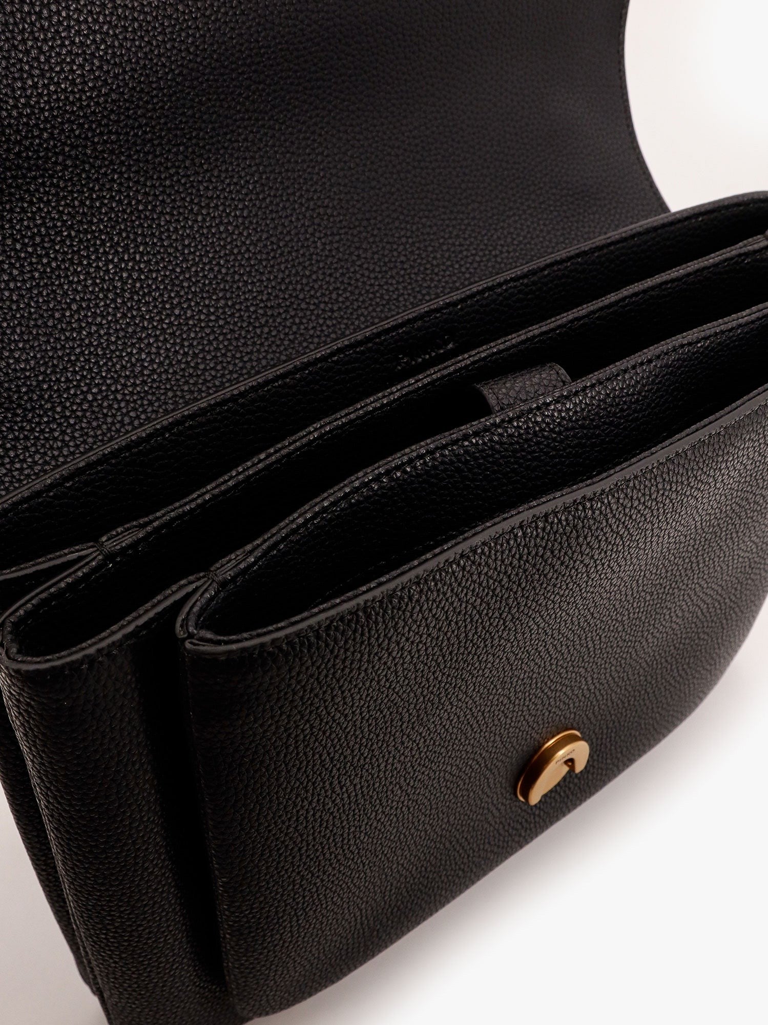 Leather shoulder bag with metal love birds buckle