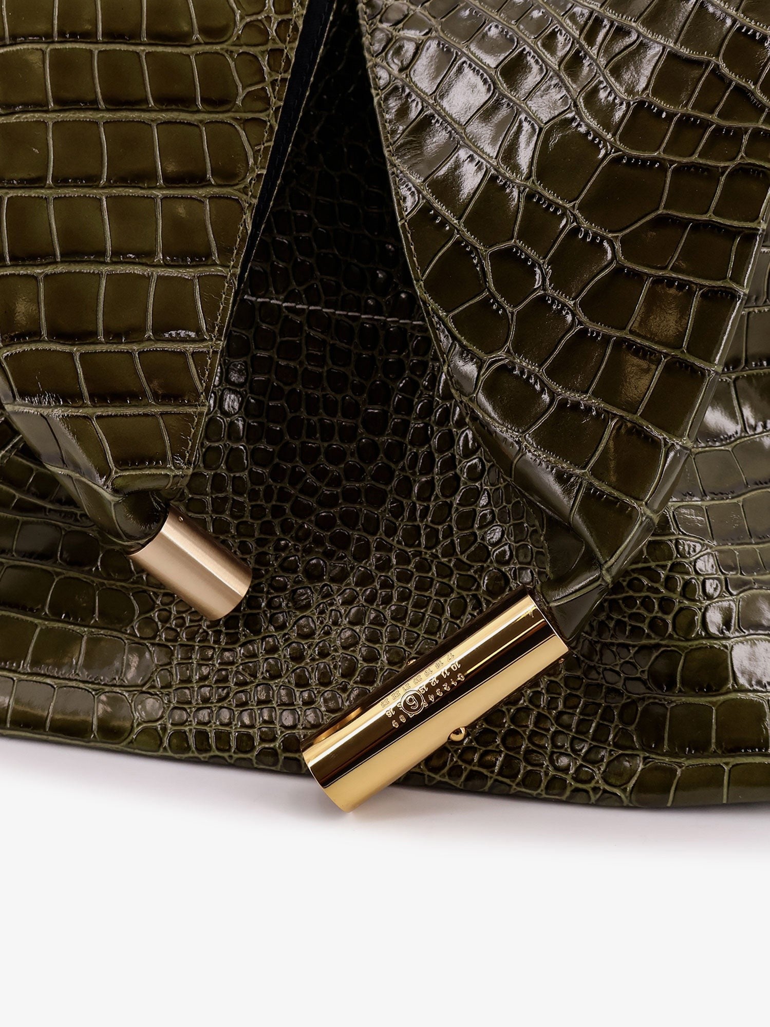 Leather shoulder bag