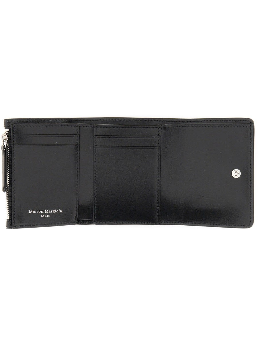 LEATHER WALLET