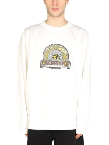 LOGO PATCH SWEATSHIRT