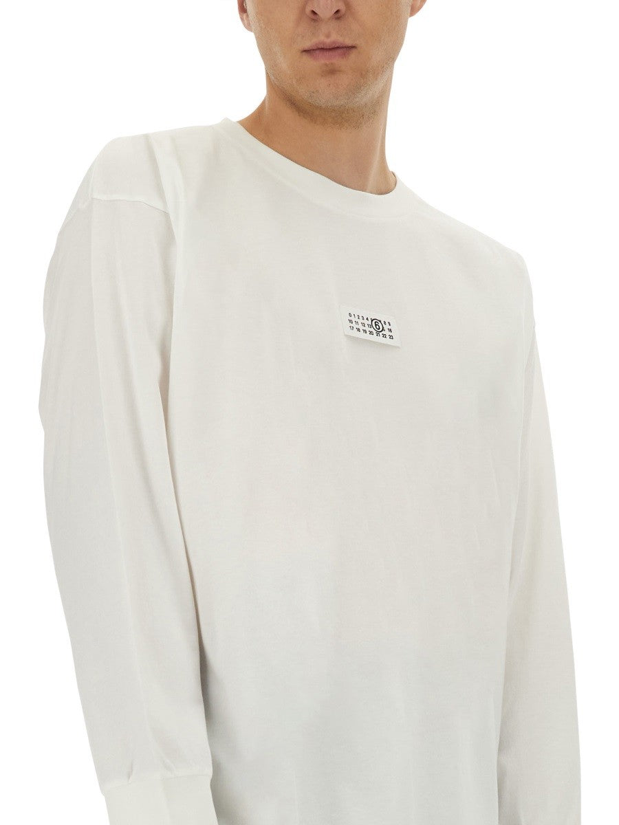 LONG-SLEEVED T-SHIRT