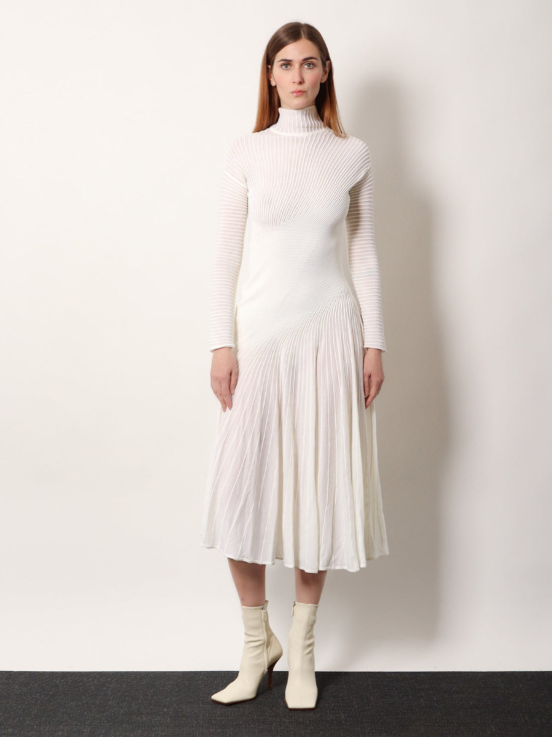 ALAIA - Long wool dress long-wool-dress_db580087-72b4-4236-a6b4-5205532b5c5b