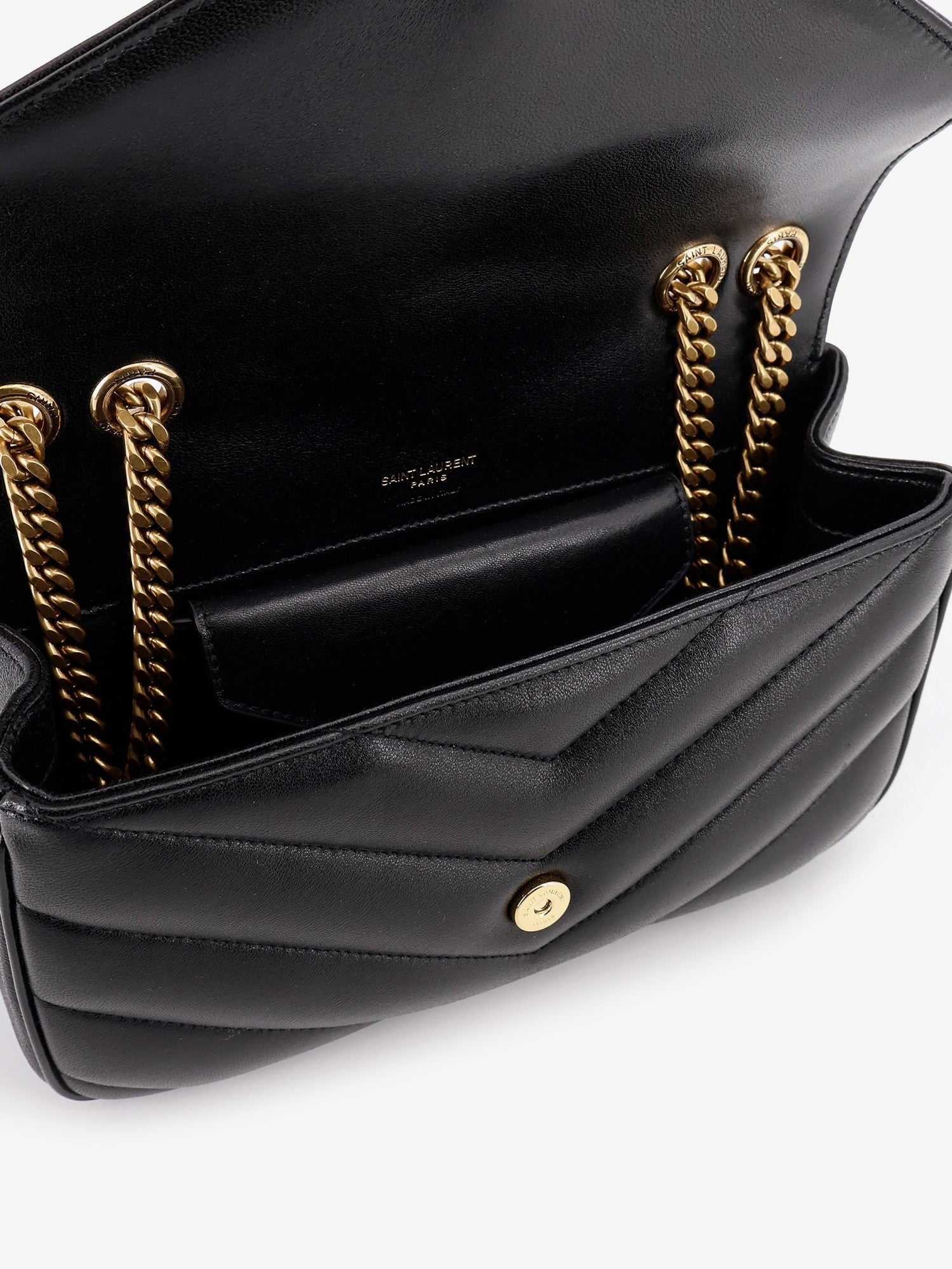 Saint Laurent - Loulou leather shoulder bag with metal Cassandre logo