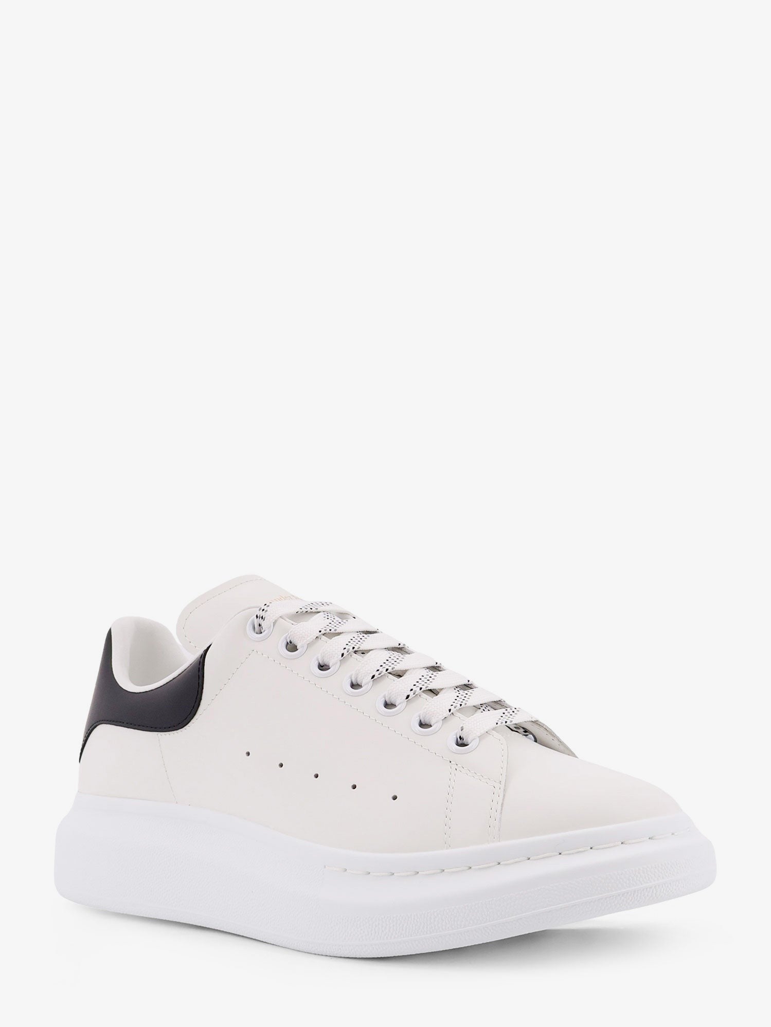 Alexander Mcqueen - Low-top leather sneakers
