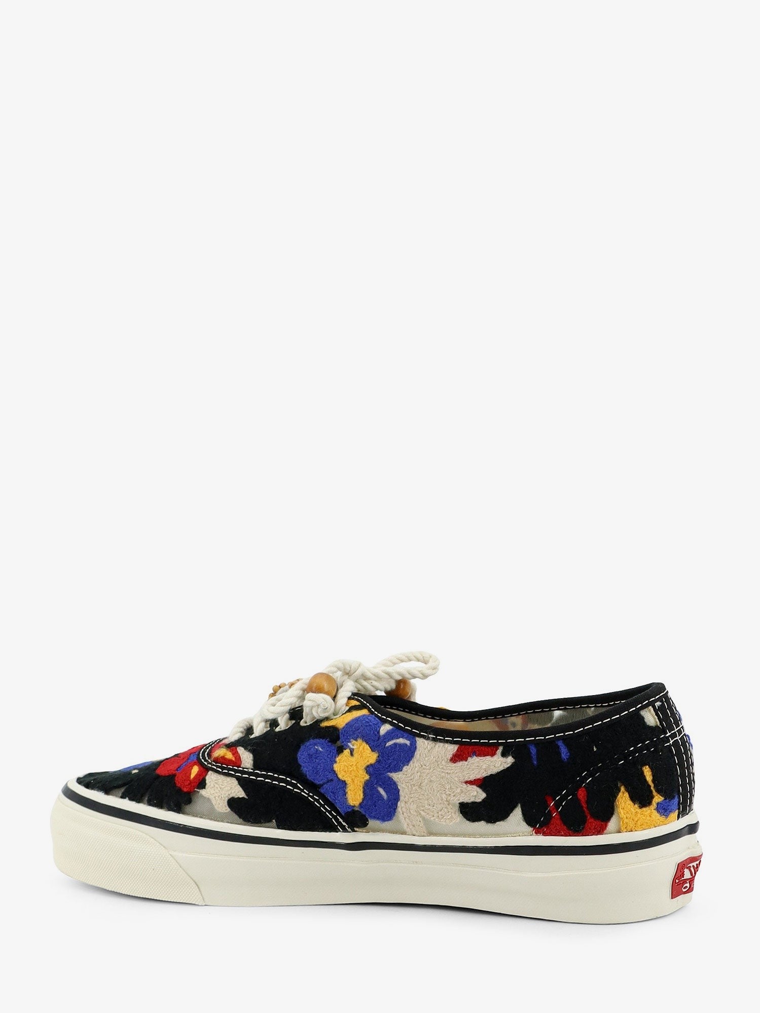 Vans - Lx authentic 44 sneakers with multicolor macramé floral detail