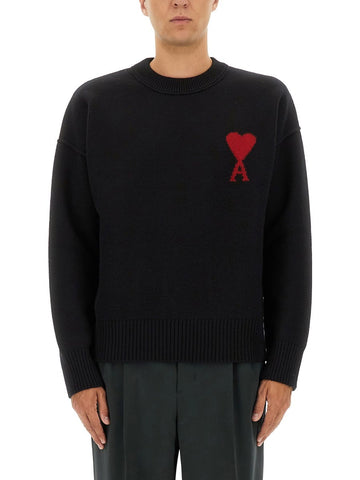 AMI PARIS - WOOL LOGO SWEATER Unisex maglia-in-lana-con-logo_a433b07d-f5fd-4a7d-9bfc-c35aa19f92e9