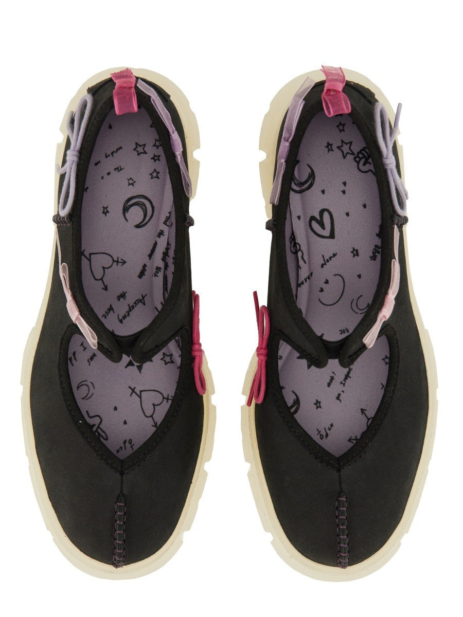 Ugg - MARY JANE "AREUM" mary-jane-areum_dd4d5743-08ef-466e-9da9-af338de8e7e1