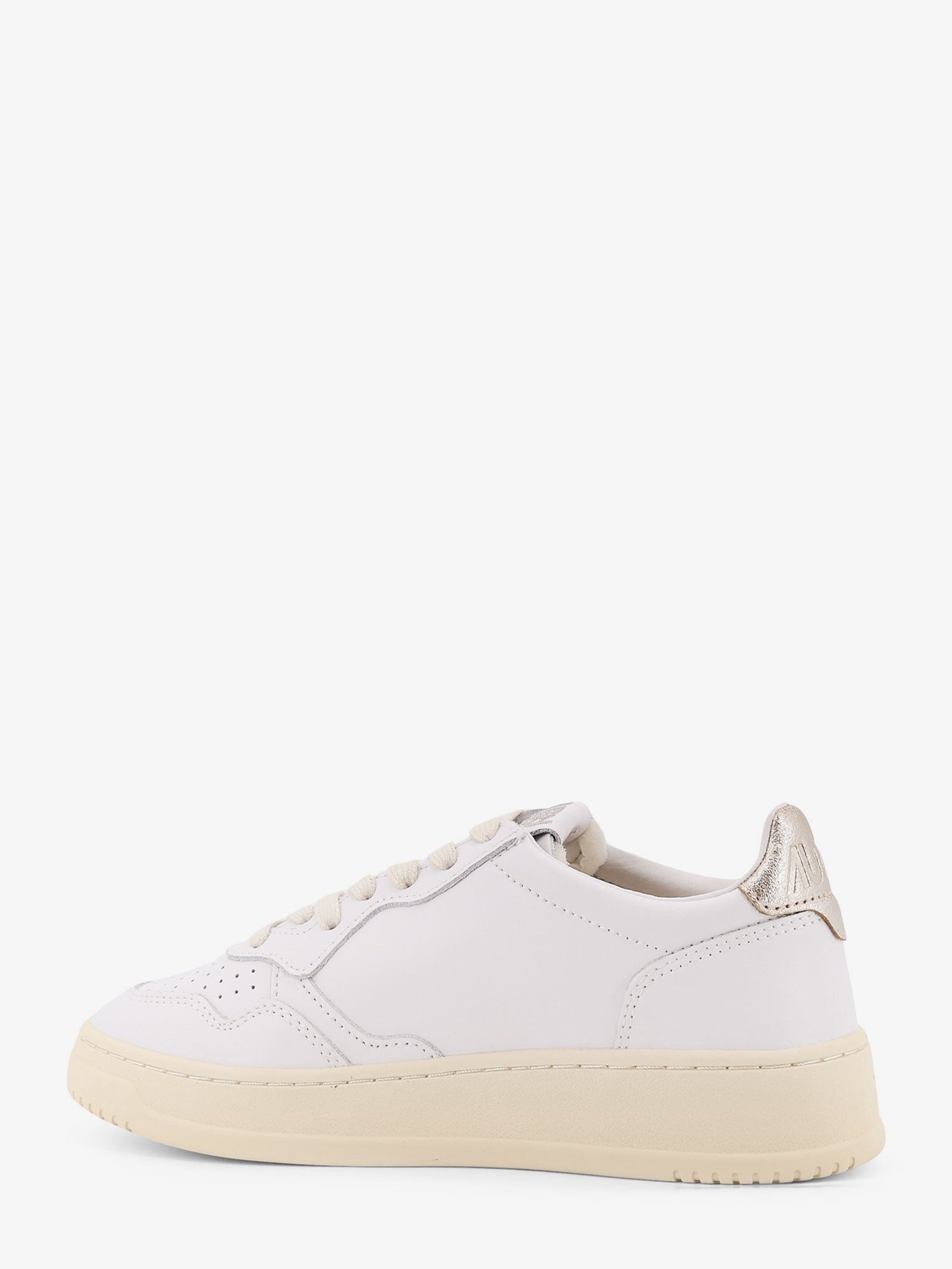 Medalist leather sneakers