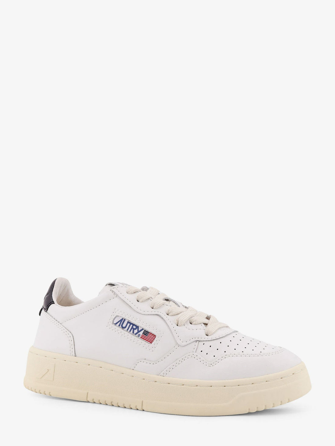 Medalist leather sneakers