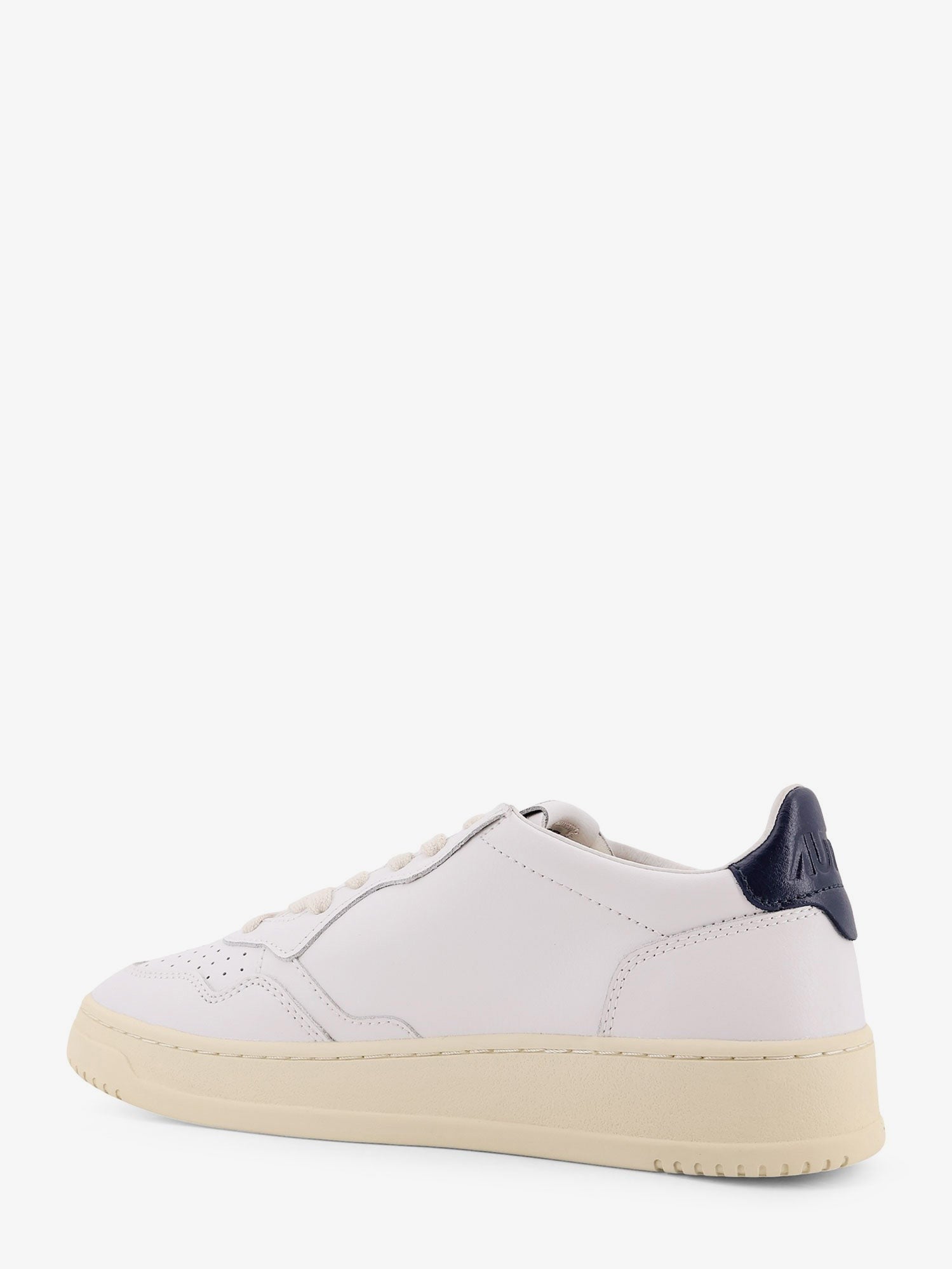 Medalist leather sneakers