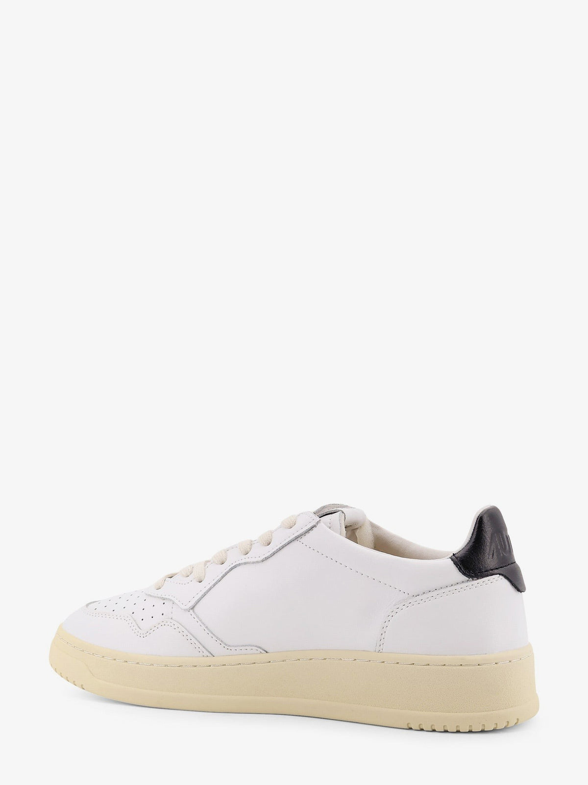 Autry - Medalist Low leather sneakers with side logo medalist-low-leather-sneakers-with-side-logo_3d0e423e-8ea1-48e6-b945-dd0dbb3b36aa