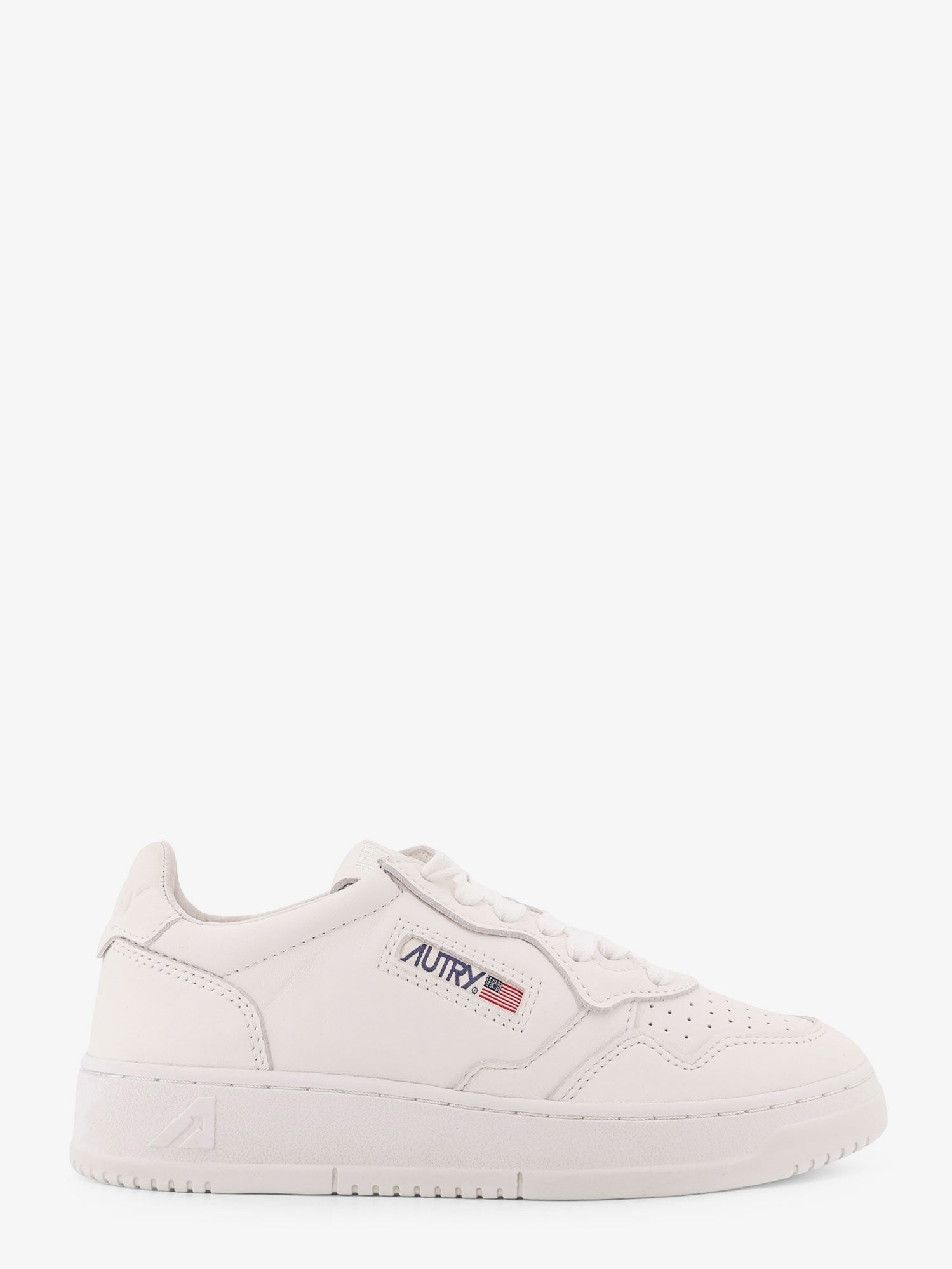 Autry - Medalist Low leather sneakers medalist-low-leather-sneakers_aa21270e-8b74-4706-82d4-e6a0531cbf0f