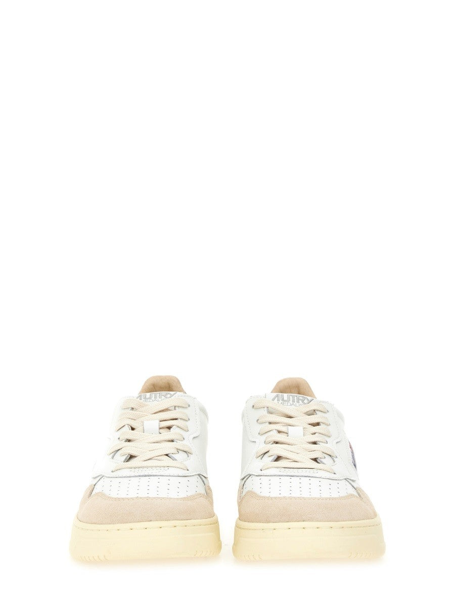 "MEDALIST LOW" SNEAKER