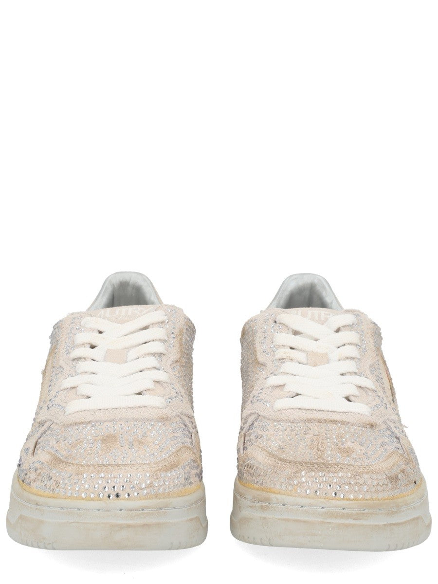 "MEDALIST LOW" SNEAKER