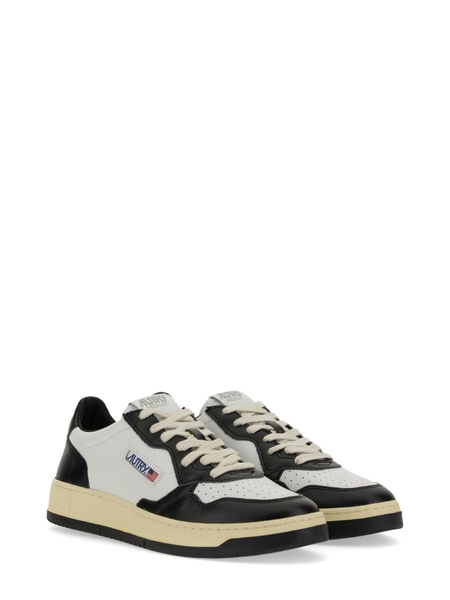 "MEDALIST LOW" SNEAKER