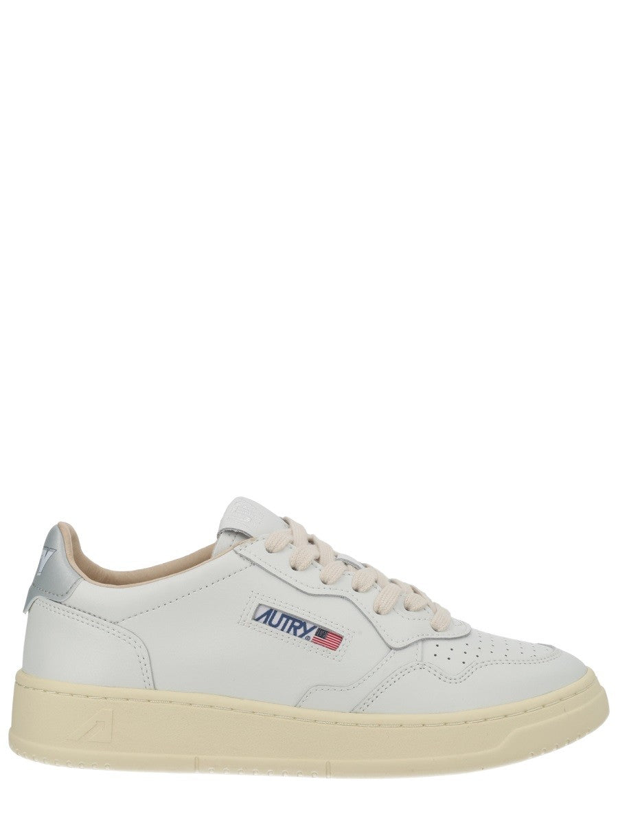 "MEDALIST LOW" SNEAKER medalist-low-sneaker_4dd20ce2-99be-4cc7-926d-d9314b928d36