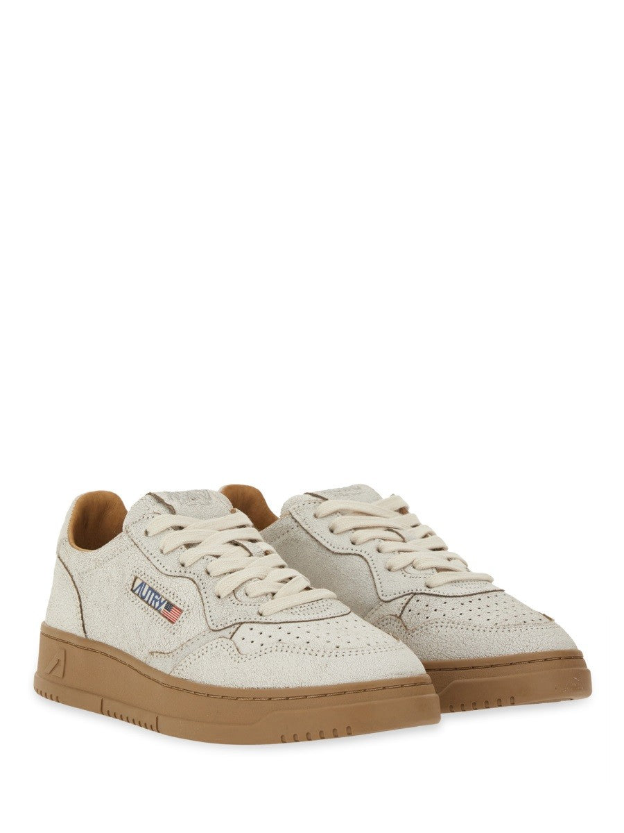 "MEDALIST LOW" SNEAKER