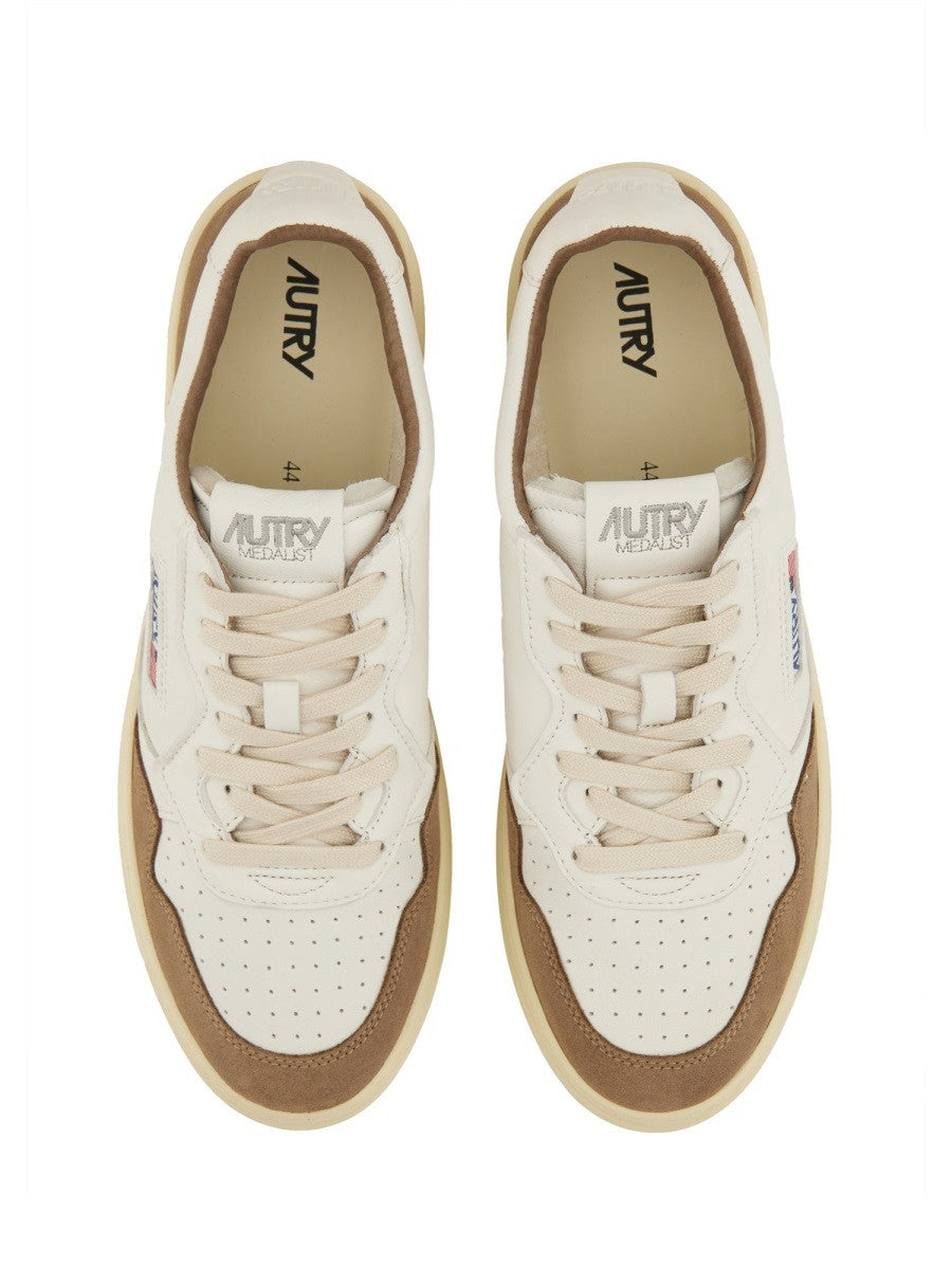 "MEDALIST" LOW SNEAKER