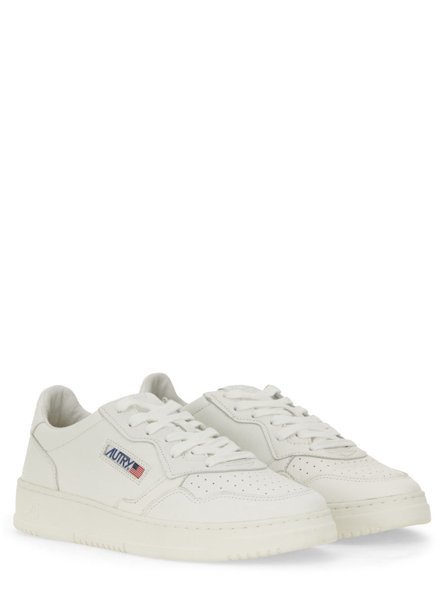 "MEDALIST LOW" SNEAKER