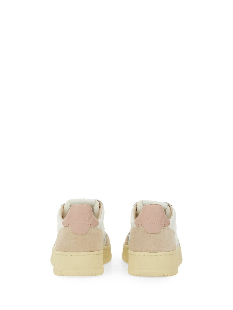 Autry - SNEAKER "MEDALIST LOW" medalist-low-sneaker_a00f6f86-d763-4864-ae6f-319a53732bd3