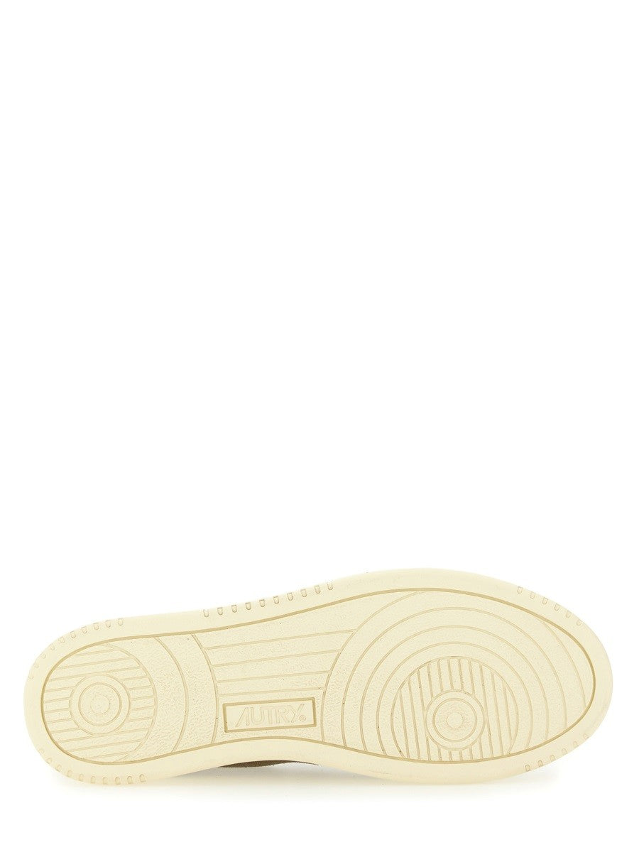 "MEDALIST LOW" SNEAKER