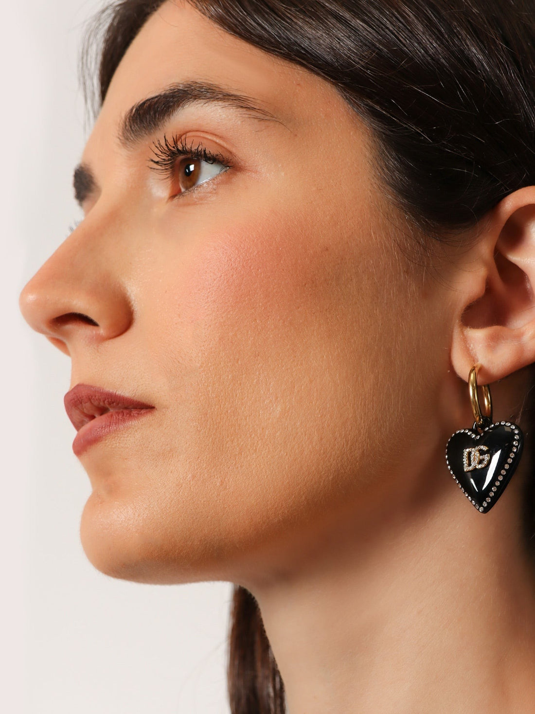 Metal earrings with rhinestones