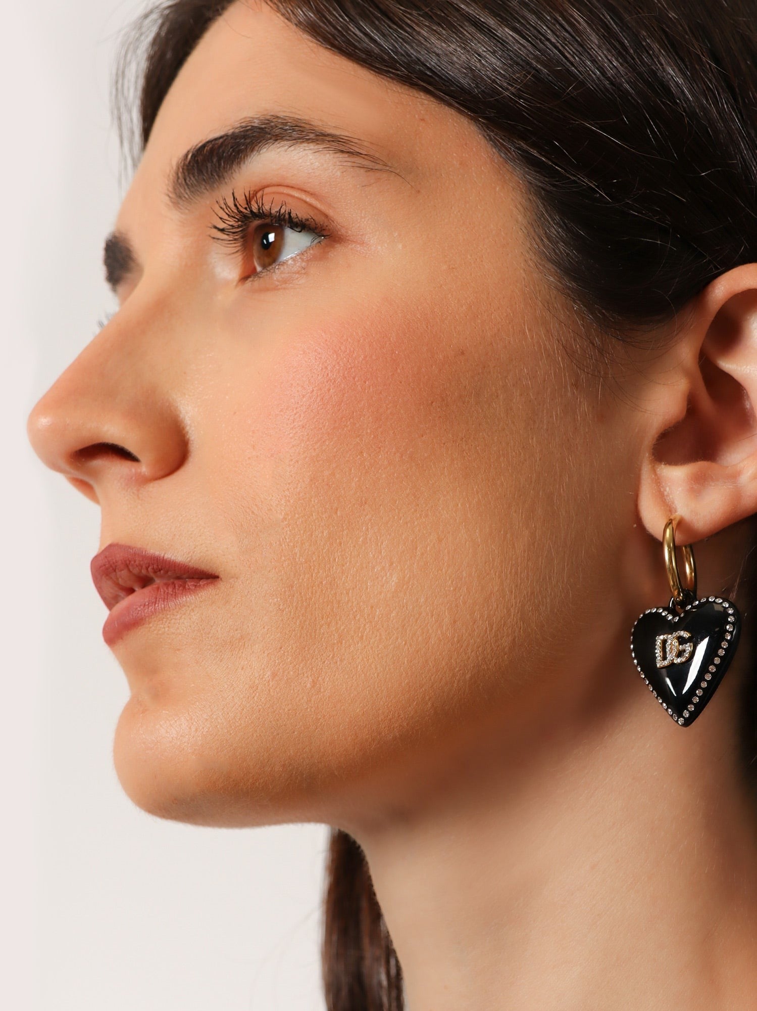 Metal earrings with rhinestones