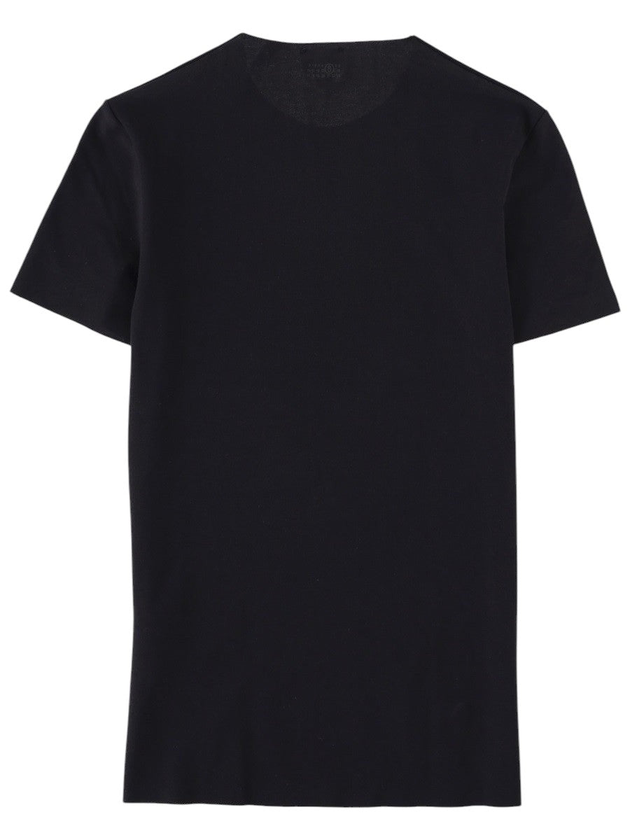 MM6 MAISON MARGIELA - Cotton T-Shirt - Black mm6-maison-margiela-cotton-t-shirt-black-front-jpg_92ae878f-3570-4f4e-892c-db72dc4e7b52