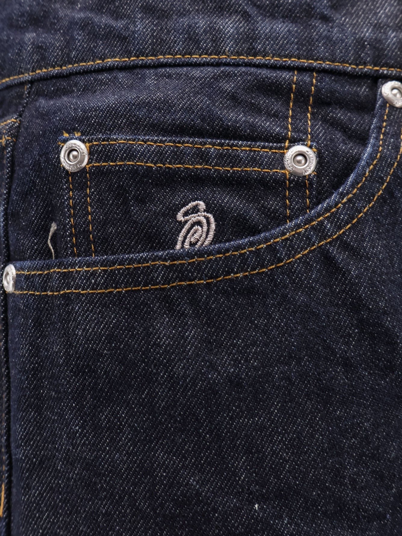 New Classic Regular Fit jeans