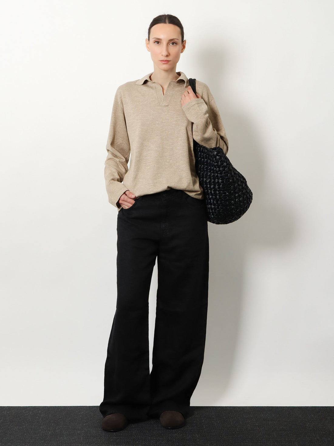 THE ROW - Niosa polo shirt in cotton and linen niosa-polo-shirt-in-cotton-and-linen_5a99c771-5934-44ea-b7a4-8925d639f2ec